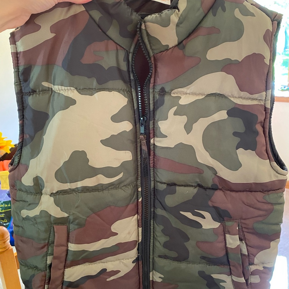 Camouflage Puffer Vest